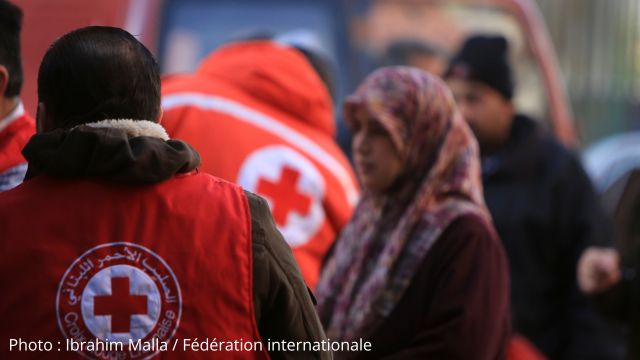 Des membres de la Croix-Rouge libanaise au service de la communauté libanaise