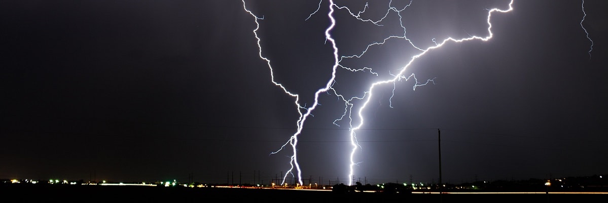 Un gros coup de foudre dans la nuit